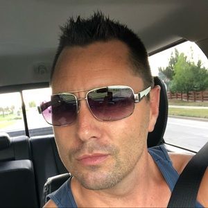 Meet your Posher, Jay